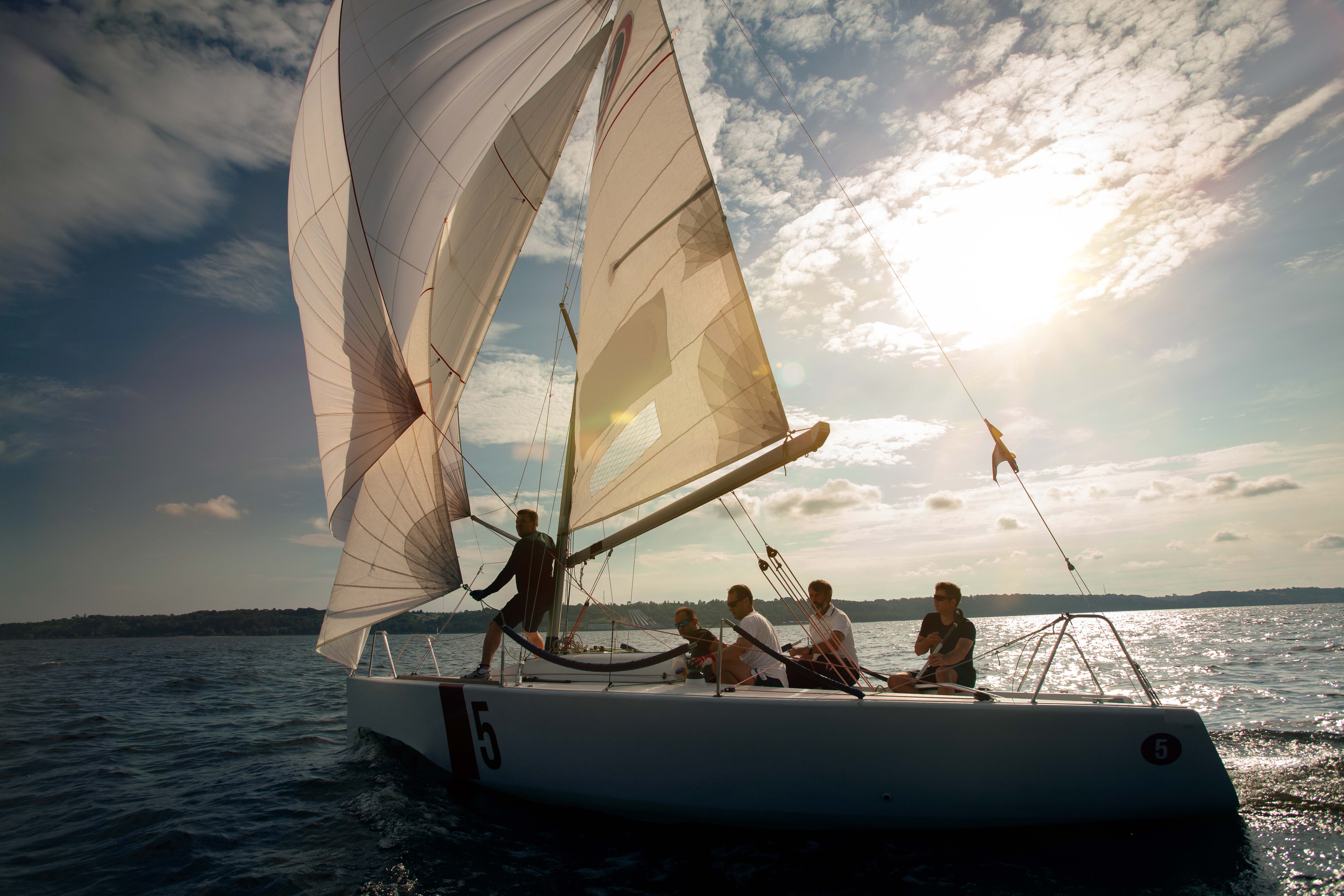 rent a sailboat